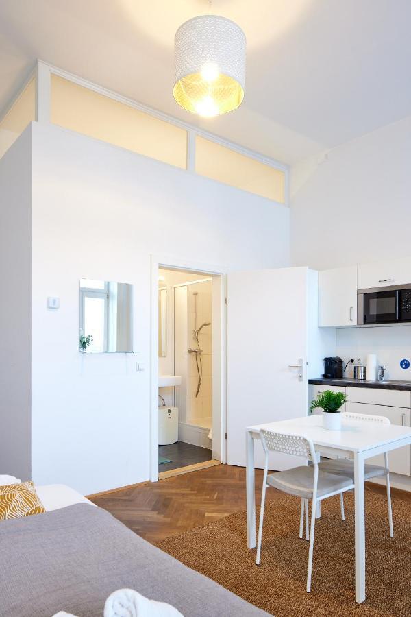 Apartamento Nice Studio Close To Metro III Viena Exterior foto