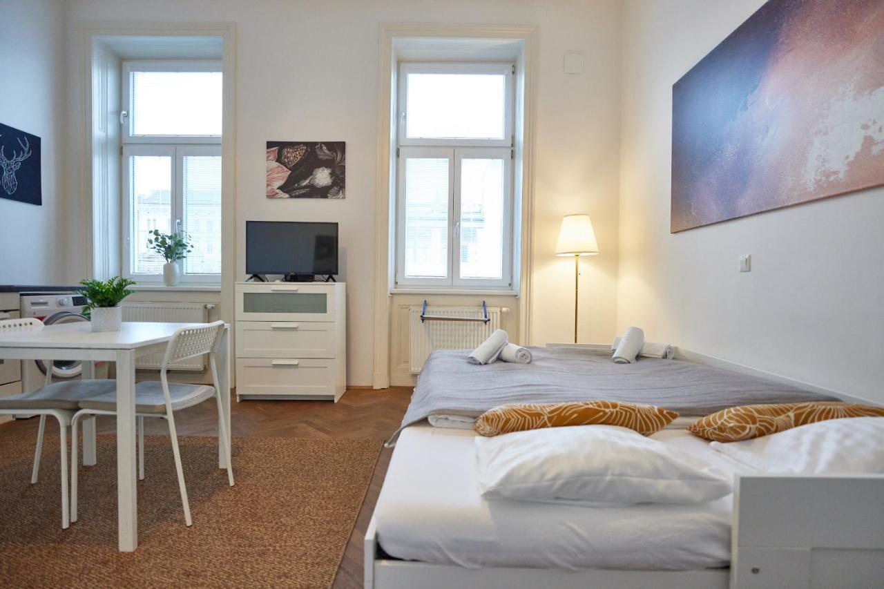 Apartamento Nice Studio Close To Metro III Viena Exterior foto